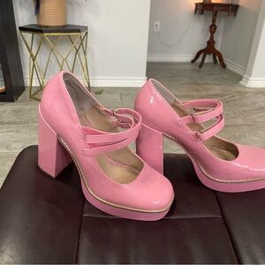 Steve Madden platform shoes